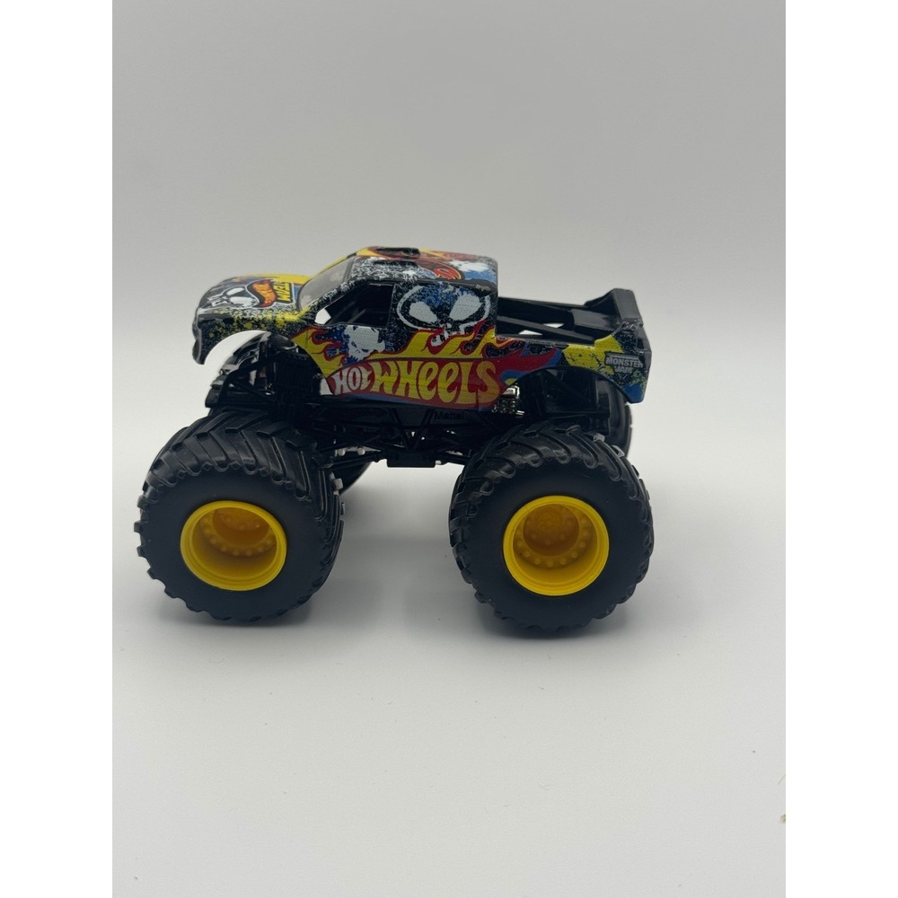 Hot Wheels Monster Truck Team Hot Wheels Firestorm Diecast Toy Vehicle